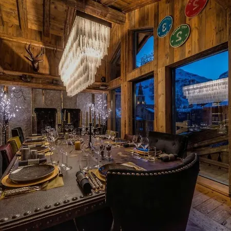 Chalet In The Heart Of The Of